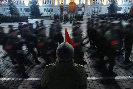 Екатеринбург. Первая ночная репетиция Парада Победы.