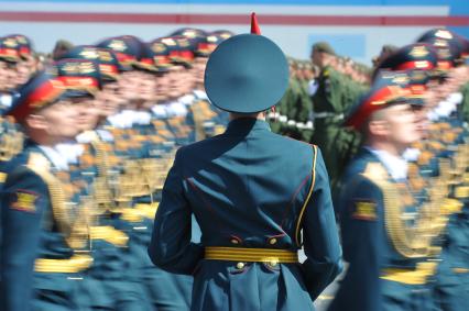 Москва. Военнослужащие парадных расчетов во время Парада на Красной площади, в честь 70-летия Победы в Великой Отечественной войне.