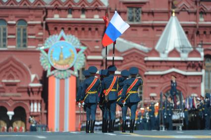 Москва. Военнослужащие парадных расчетов во время  Парада на Красной площади, в честь 70-летия Победы в Великой Отечественной войне.