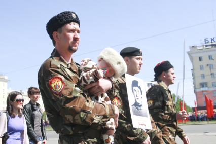 Барнаул. Акция `Бессмертный полк`, посвященная 70-летию Победы в Великой Отечественной войне.