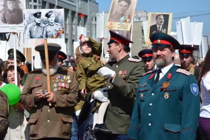 Новосибирск. Акция `Бессмертный полк`, посвященная 70-летию Победы в Великой Отечественной войне.