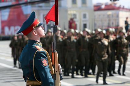 Санкт-Петербург. Парад Победы на Дворцовой площади в честь 70-летия Победы в Великой Отечественной войне.