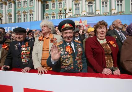 Санкт-Петербург. Парад Победы на Дворцовой площади в честь 70-летия Победы в Великой Отечественной войне.