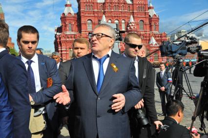 Москва. Лидер ЛДПР Владимир Жириновский перед началом Парада на Красной площади, в честь 70-летия Победы в Великой Отечественной войне.