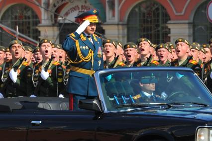 Москва. Министр обороны РФ, генерал армии Сергей Шойгу во время Парада на Красной площади, в честь 70-летия Победы в Великой Отечественной войне.