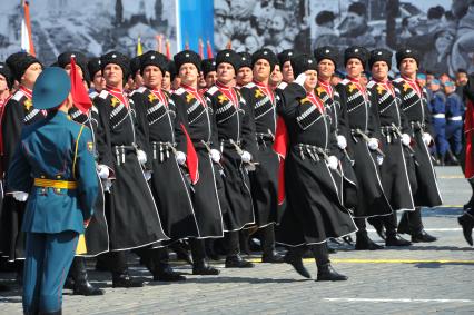 Москва. Сводная рота Кубанского казачьего войска во время Парада на Красной площади, в честь 70-летия Победы в Великой Отечественной войне.