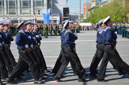 Новосибирск. Военнослужащие на Параде Победы, посвященном 70-летию Победы в Великой Отечественной войне.