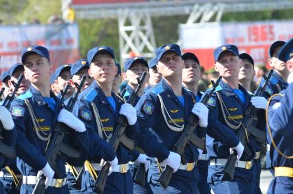 Новосибирск. Военнослужащие на Параде Победы, посвященном 70-летию Победы в Великой Отечественной войне.