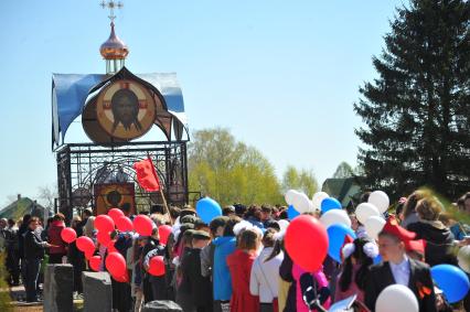 Московская обл., Наро-Фоминский район, д.Смолино. Открытие мемориала  воинам, павшим в годы Великой Отечественной войны.