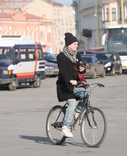 Санкт-Петербург. Велосипедист.