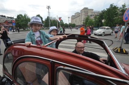 Ралли ретро-авто в Москве.