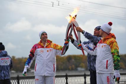 Москва. Первый этап эстафеты олимпийского огня `Сочи 2014`по территории России.