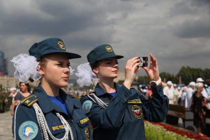 Москва. В День памяти и скорби 22 июня на Поклонной горе прошла церемония возложения цветов к подножию обелиска Победы.