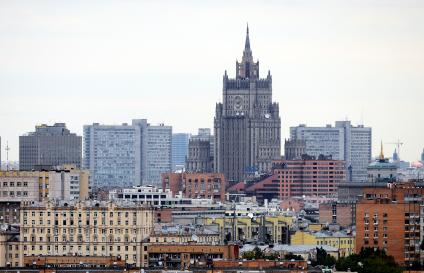 Москва. Вид со смотровой площадки на Министерство иностранных дел РФ.