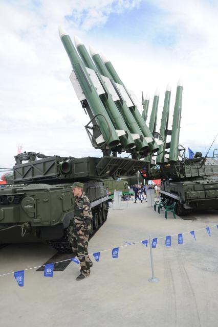 Московская область. п.Кубинка. Зенитные ракетные комплексы на Международном военно-техническом форуме `Армия-2015`.