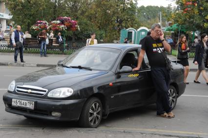 Москва. Таксист.