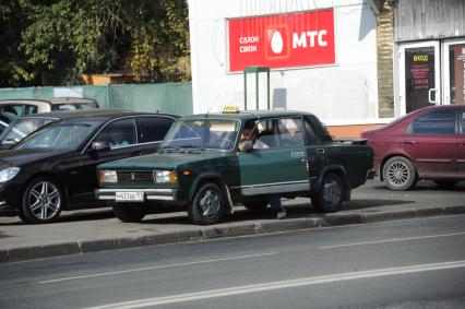 Москва. Таксист.