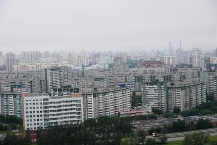 Спальный район \"Ботанический\". Фотографы-блогеры снимали городские виды с крыш и верхних этажей новостроек, в рамках проекта Комсомольской правды \"Екатеринбург на высоте\". Екатеринбург