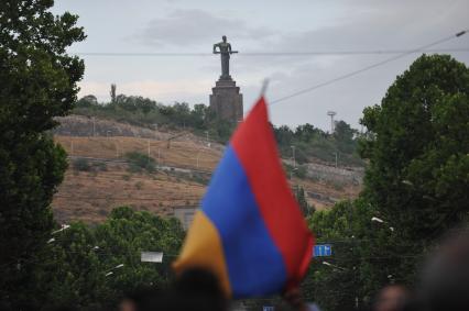 Армения, Ереван. Монумент Мать-Армения.