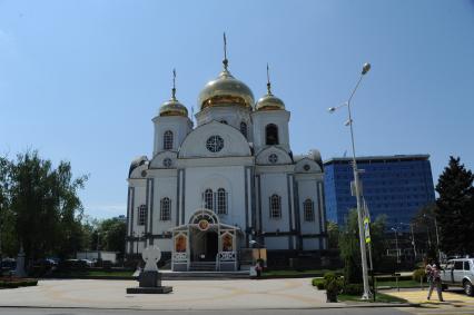 Виды Краснодара. Александро-Невский собор.