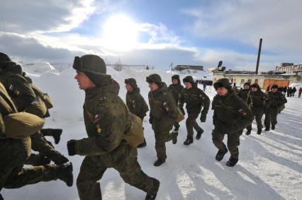 Мурманская область. Военнослужащие Гвардейского Невельско-Берлинского зенитно-ракетного полка войск противовоздушной обороны.