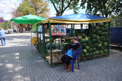 Москва. Продажа арбузов.