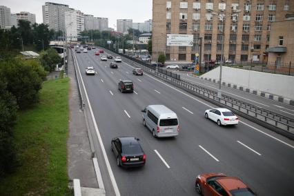 Виды Москвы. Вид на Третье транспортное кольцо с Лефортовского моста.