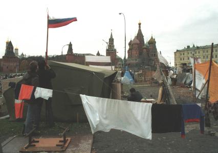 Москва. 1990 г. Палаточный лагерь у Красной площади.