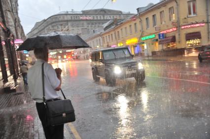 Ливень в Москве.