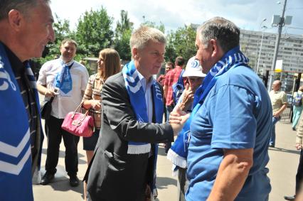 17.07.2015. Москва. Футбол. Парк физкультуры и спорта Динамо. Торжественное мероприятие.  Центральному стадиону Динамо  присвоено имя легендарного вратаря Льва Яшина. На снимке  Николай Толстых (второй справа)