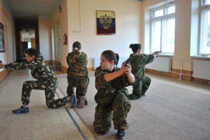 Тульская область. Детский военно-патриотический клуб `Витязь`.