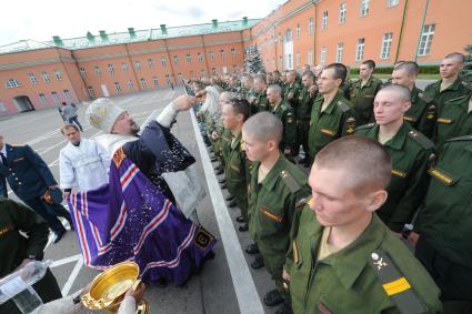 Москва. Полковой праздник  Преображенского  полка.