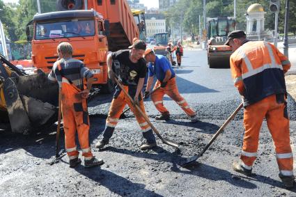 Москва. Дорожно-ремонтные работы.