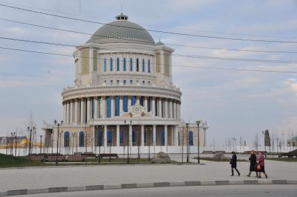 Чечня. Грозный. Культурный центр `Дом приемов`