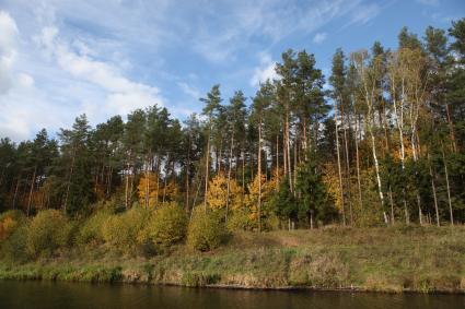 Белоруссия, Гродненская область. Августовский канал, проходящий по территории Польши и Белоруссии, соединяет реки Вислу и Неман.