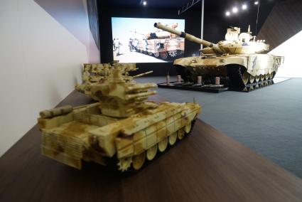 Нижний Тагил. Танк Т-90СМ `Прорыв` на 10-ой международной выставке вооружений `Russia Arms Expo - 2015`.