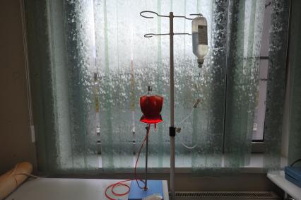 Москва. Система для внутриартериального переливания крови в медицинском симуляционном центре при Городской клинической больнице имени С.П. Боткина.
