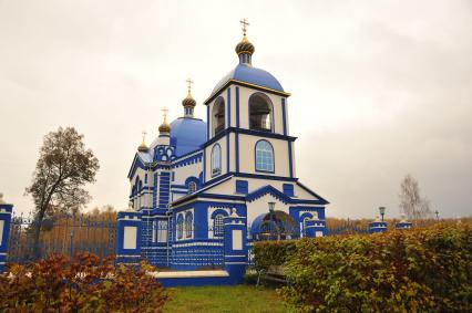 Калужская область, п. Товарково. Автомобильная экскурсия  `В город N`.  Храм Рождества Христова.