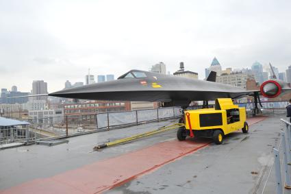 США. Нью-Йорк. Военный музей Intrepid Sea, Air & Space Museum.   Американский самолет-разведчик Lockheed A-12 (Локхид А-12), разработанный для ЦРУ США секретным отделением корпорации Lockheed Corporation — Skunk works.