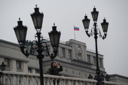 Москва.   Вид на здание Государственной Думы.