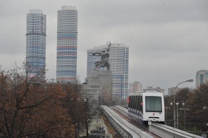 Москва. Московская монорельсовая транспортная система (ММТС).