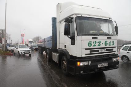 Ставрополь. Протест дальнобойщиков против введения платы за проезд по федеральным дорогам.