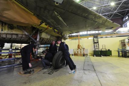 Москва. Цех по сборке самолета Т-50 в Опытно-конструкторском бюро имени П.О.Сухого.