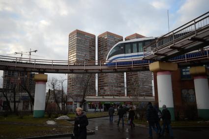 Москва. Московская монорельсовая транспортная система (ММТС).