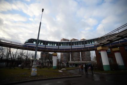 Москва. Московская монорельсовая транспортная система (ММТС).