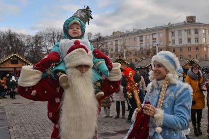 Воронеж. Парад Дедов Морозов.