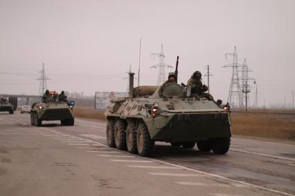 Крымский кризис. Колонна военной техники движется к Перекопскому перешееку.