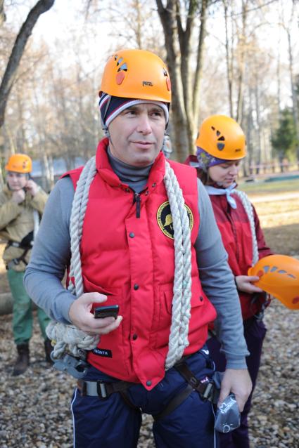 Москва. Уполномоченный при президенте РФ по правам ребенка Павел Астахов во время заключительного этапа отбора участников VII российской молодежной экспедиции  `На лыжах - к Северному полюсу!`.