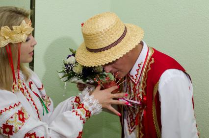 Самара. Традиционная белорусская свадьба прошла в Доме Дружбы народов.