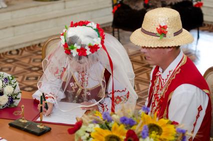 Самара. Традиционная белорусская свадьба прошла в Доме Дружбы народов.